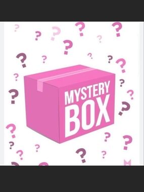 Mystery Box Surprise for Women- 16 Wallets And 20+cosmetic Bags